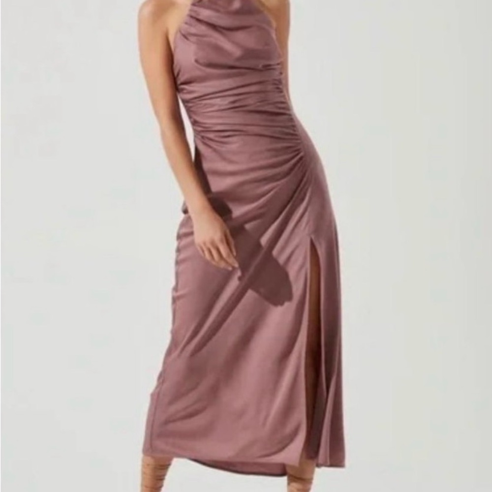 Astr Mauve Halter Midi Dress